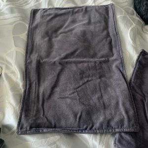 Velvet cushion enveloppes